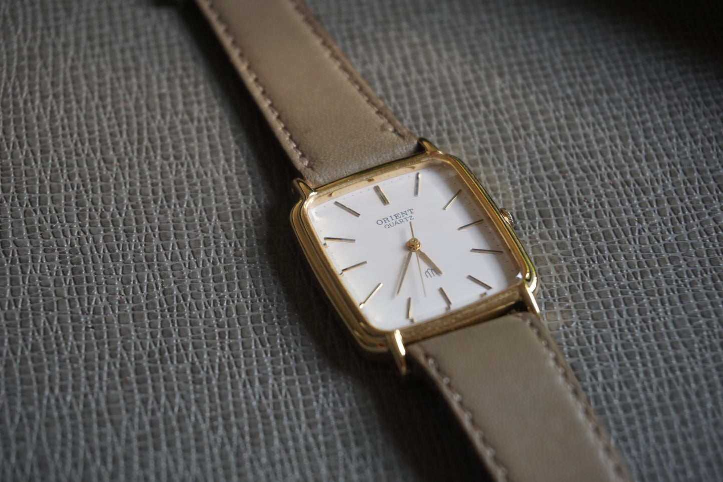 Orient square NOS