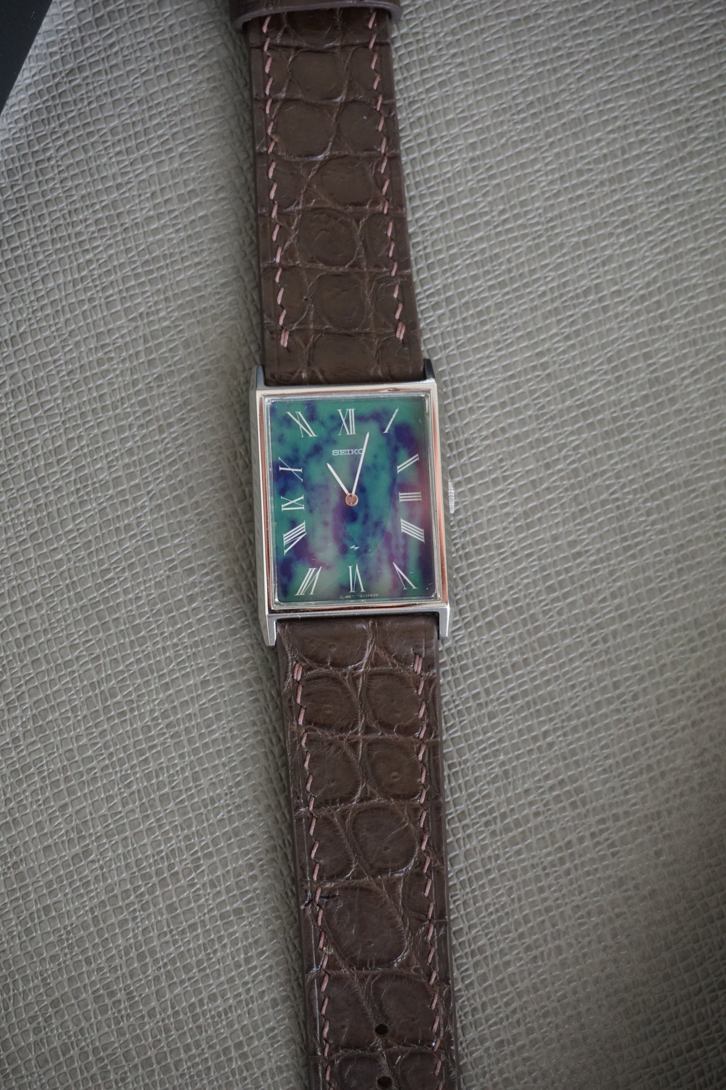 Seiko Tank 2220-3410 hand wound