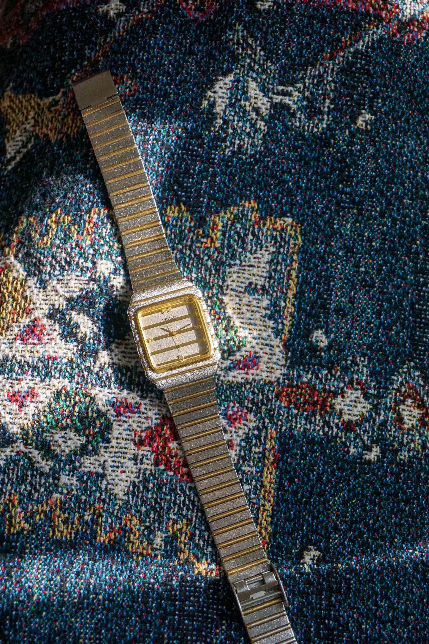 Orient tank two-tone