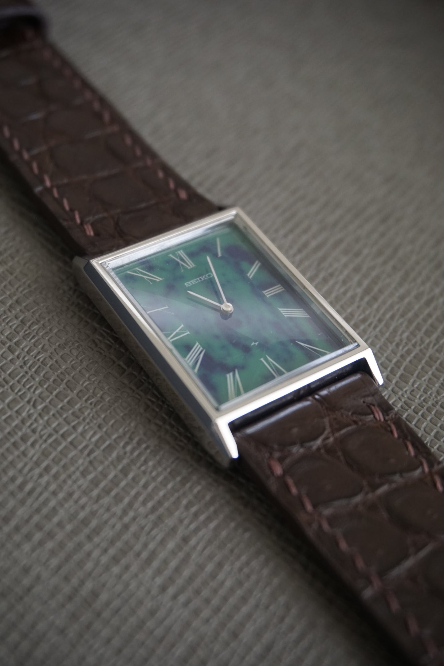 Seiko Tank 2220-3410 hand wound